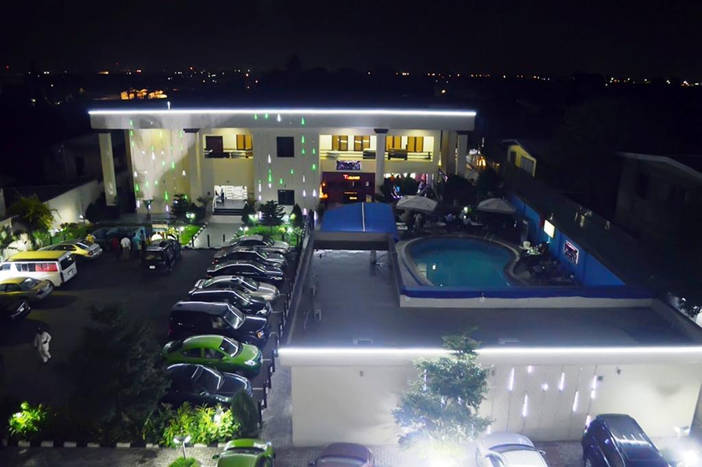 De Santos Hotel Agege Ngoại thất bức ảnh