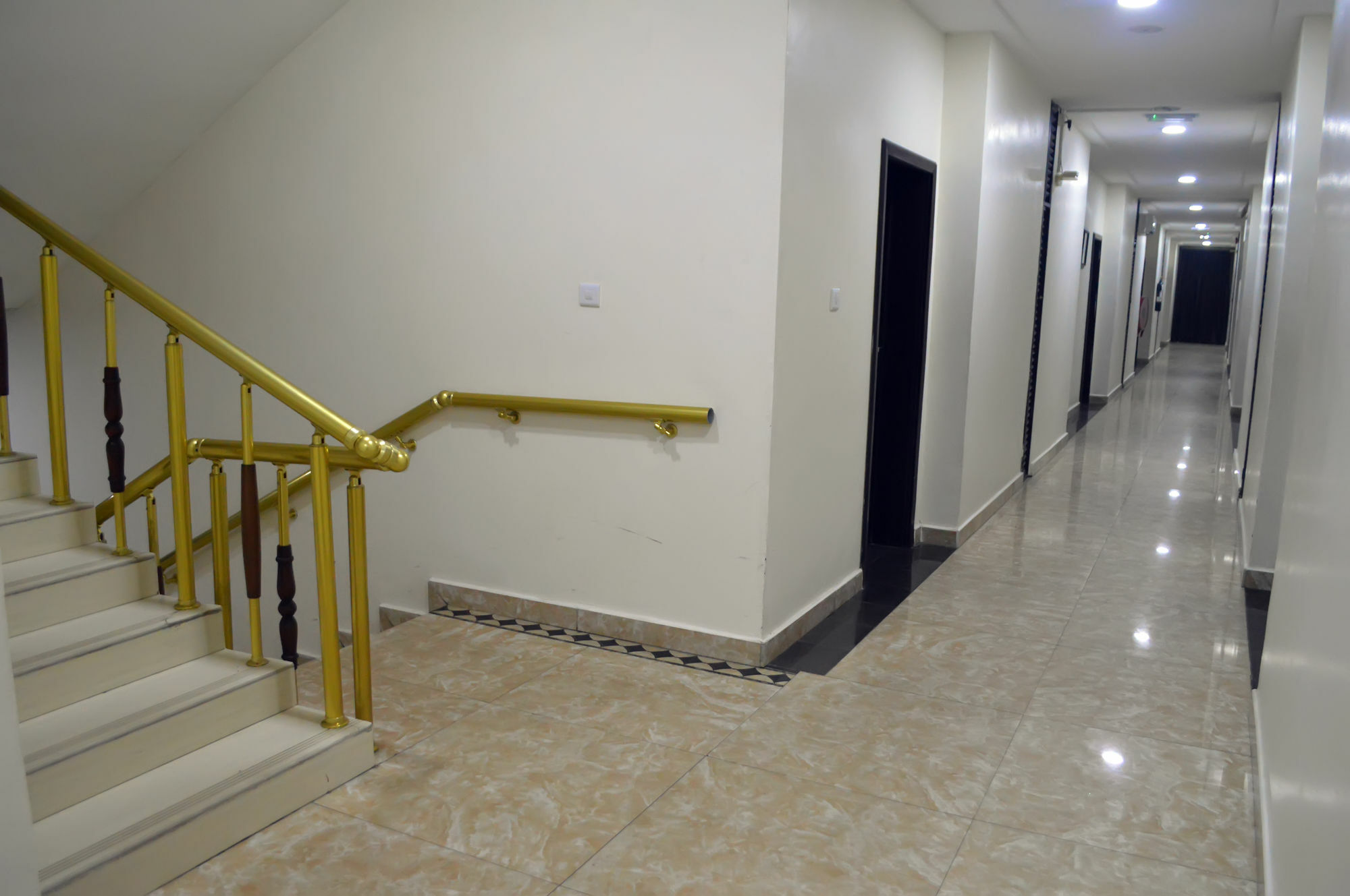 De Santos Hotel Agege Ngoại thất bức ảnh